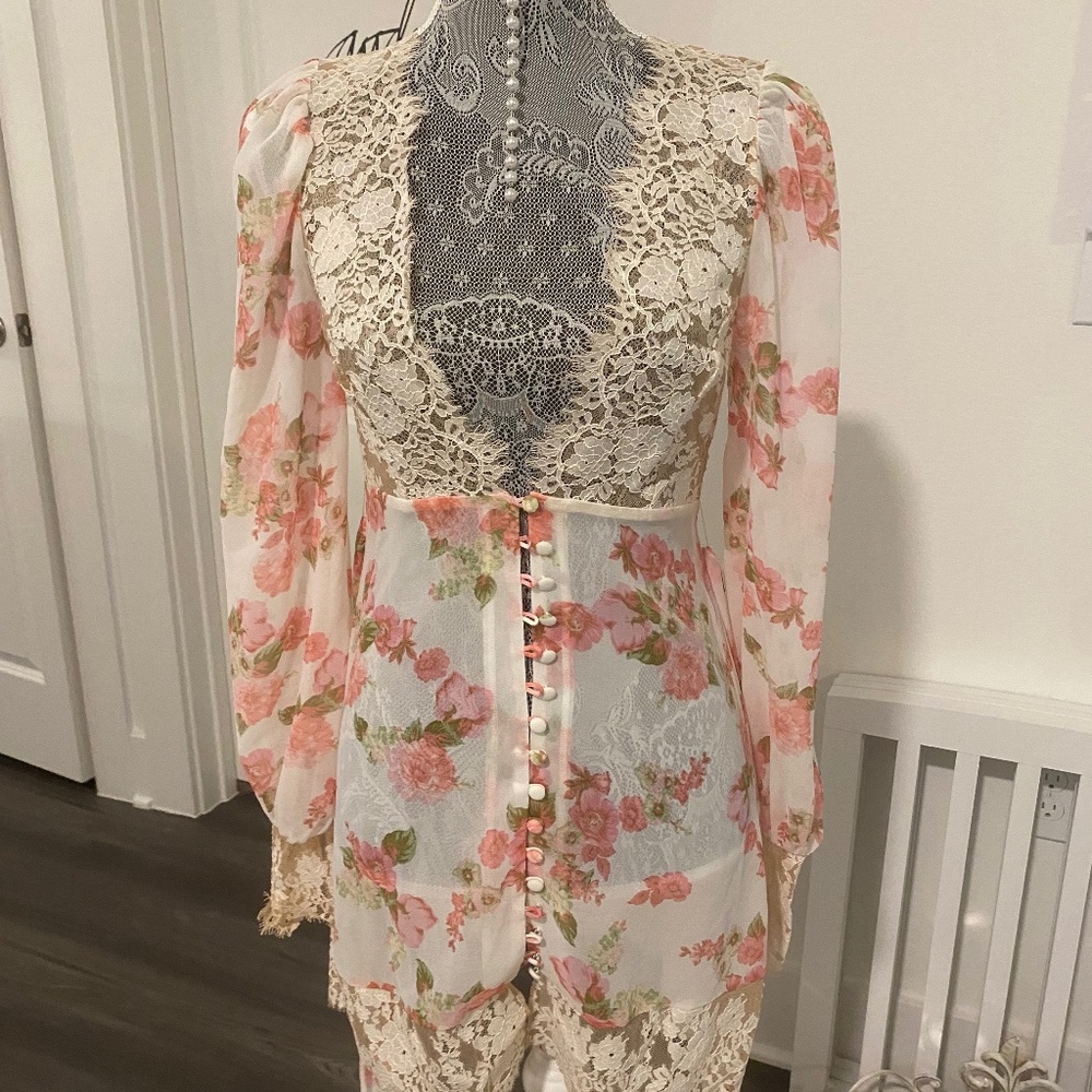 For Love And Lemons Victorias Secret Sheer Floral Beautiful Women’s Lace Robe XS